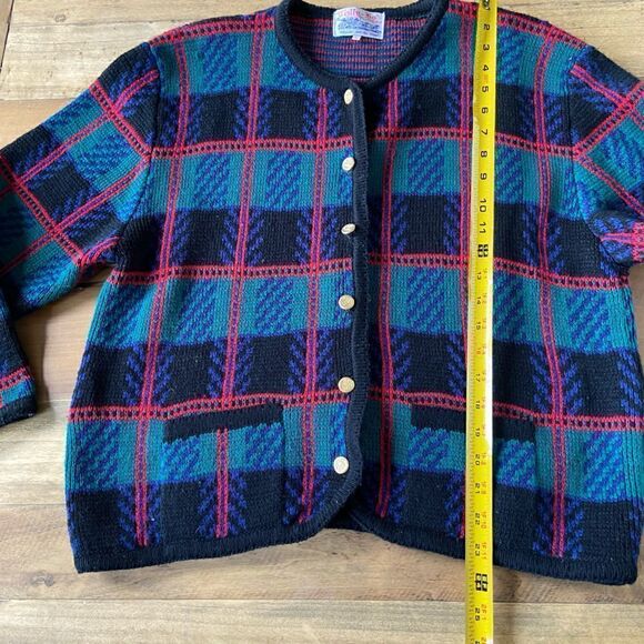 Vintage 1990s Tally-Ho Plaid Cardigan- size Large - Picture 5 of 6